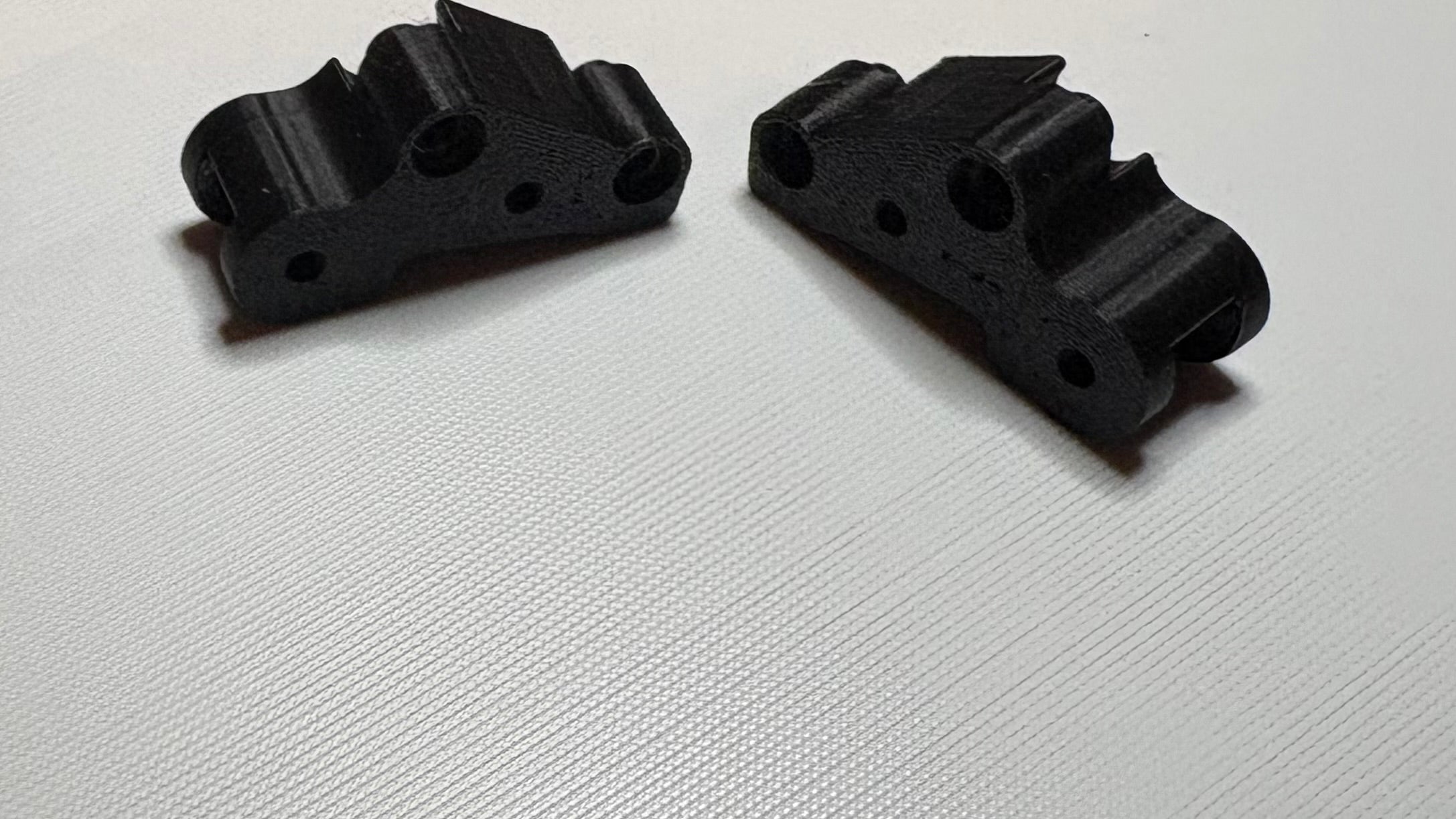 Axial RYFT Rear upper Shock Mounts